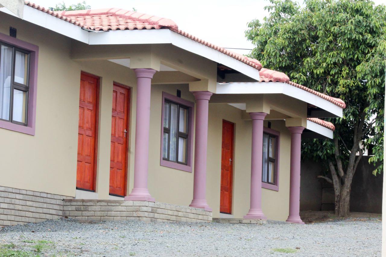 Mbopha Guest House Ulundi Exteriér fotografie